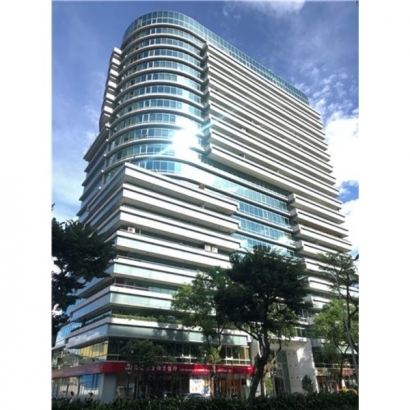 僑泰財經首席.jpg 僑泰財經首席.jpg